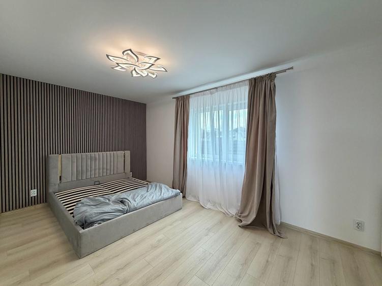 Casă individuală cu 3 camere cu Canalizare în Sânpetru