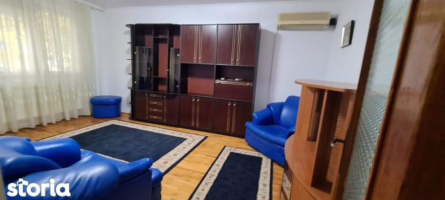 Apartament cu 3 camere decomandat, mobilat în Berceni