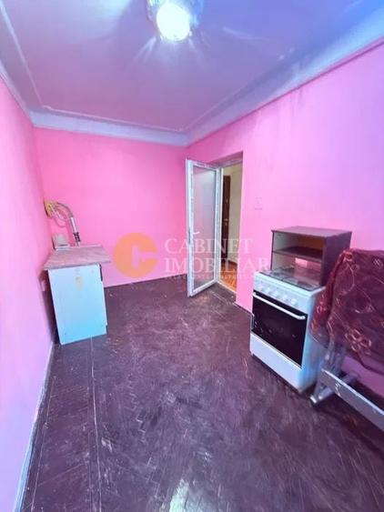 Apartament cu 3 camere semidecomandat în Copou