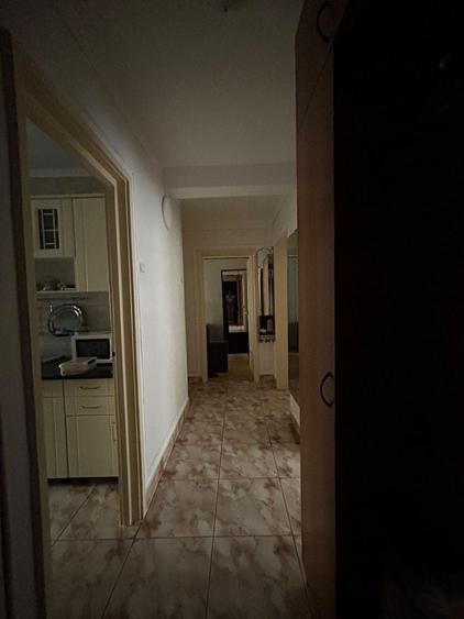 Apartament cu 3 camere decomandat în Dosu Bricii