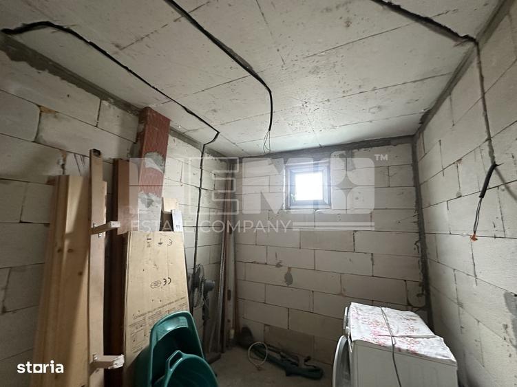 Casă cu 4 camere în Bulai