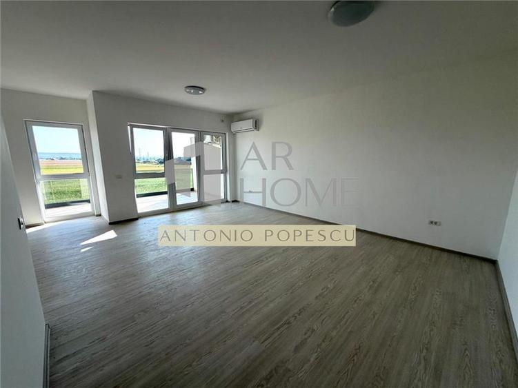 Apartament cu 3 camere decomandat în Albert