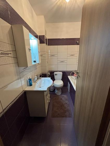 Apartament cu 2 camere decomandat în Berceni