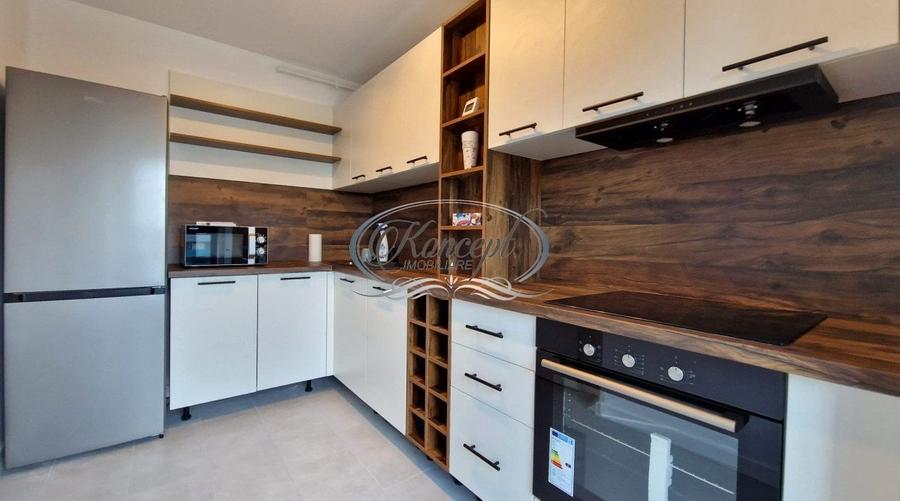 Apartament cu 2 camere semidecomandat, mobilat în Florești