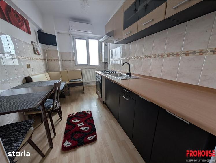 Apartament cu 3 camere semidecomandat în Ultracentral