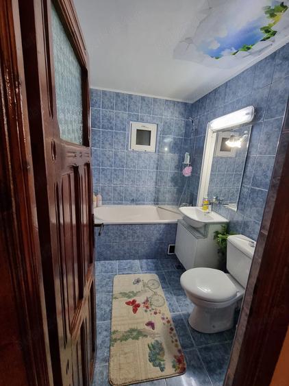 Apartament cu 3 camere decomandat în Brazda lui Novac