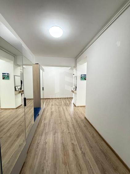 Apartament cu 3 camere decomandat, mobilat în Siliștea Snagovului