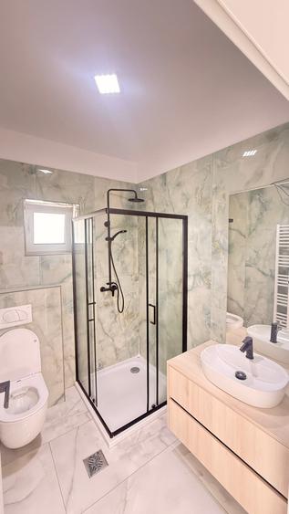 Casă cu 2 camere cu Canalizare în Central