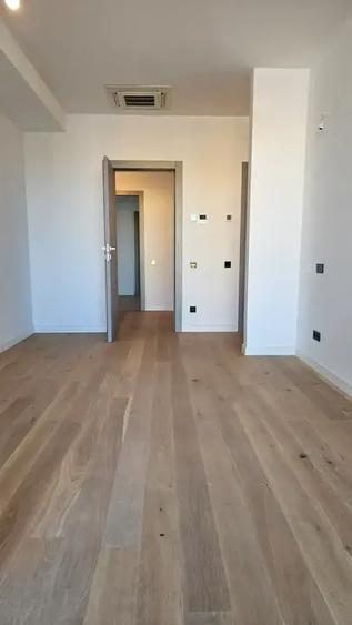 Apartament cu 2 camere decomandat în Floreasca