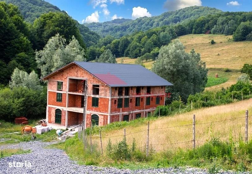 Casă cu 4 camere în Breaza
