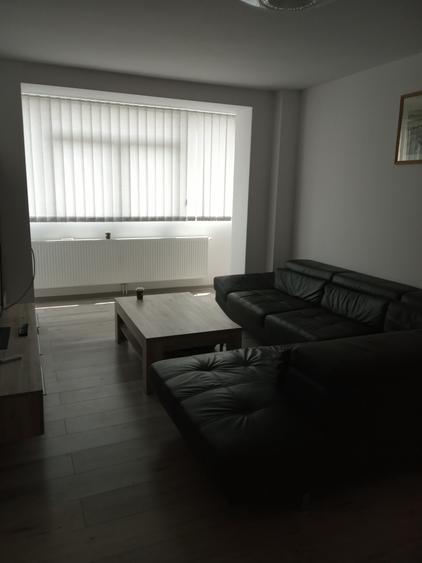 Apartament cu 2 camere semidecomandat în Giurgiului