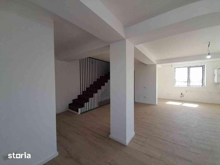 Casă cu 6 camere cu Teren 200 Mp în Balotești