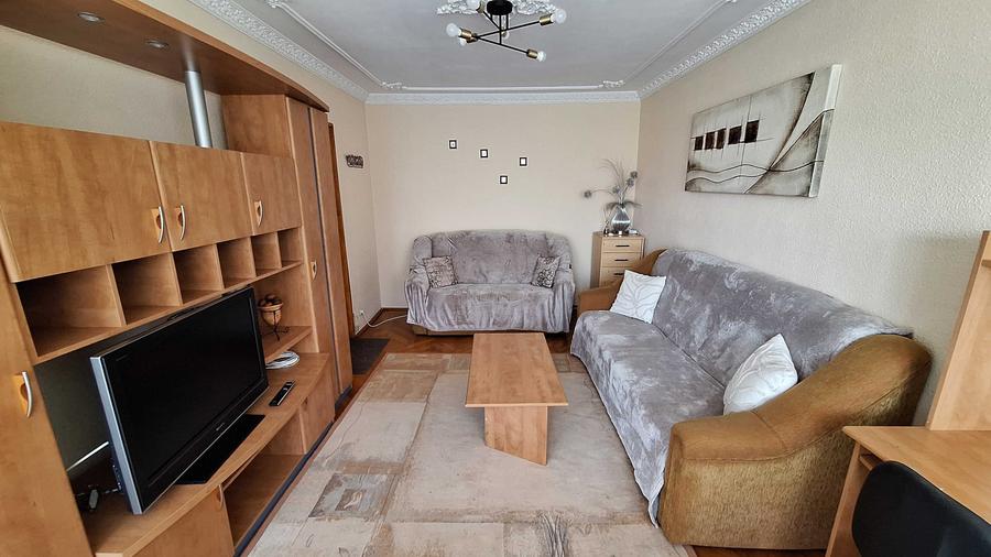 Apartament cu 2 camere decomandat, mobilat în Berceni