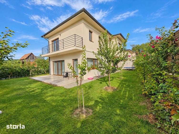 Casa moderna cu gradina 350 mp ?i garaj incalzit, zona Urbano Shopping - 3