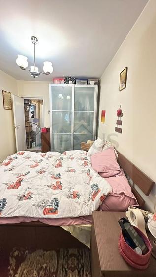 Apartament cu 3 camere semidecomandat, mobilat în Mihai Bravu