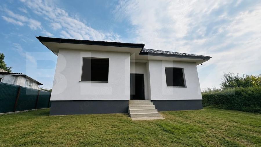 Casă cu 5 camere cu Teren 500 Mp în Central