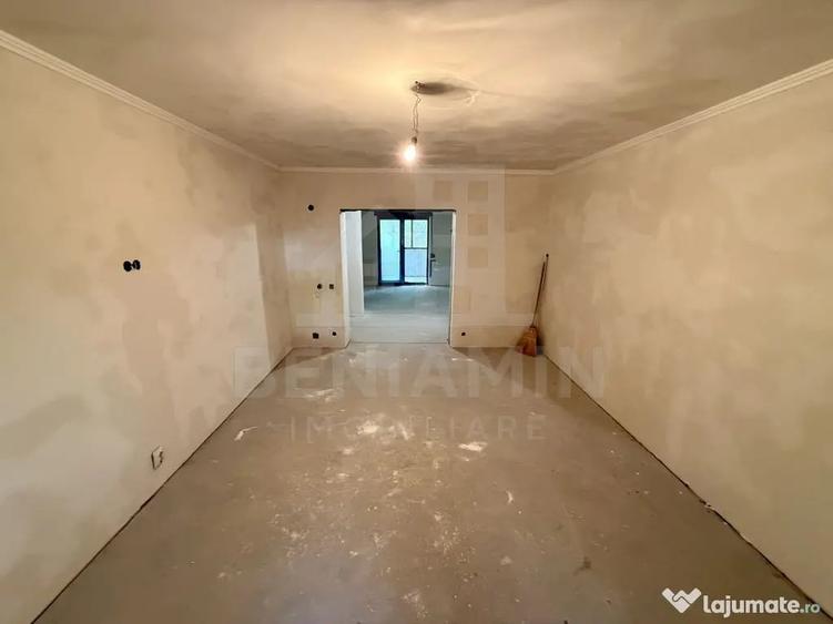 Apartament cu 3 camere decomandat în Brazda lui Novac