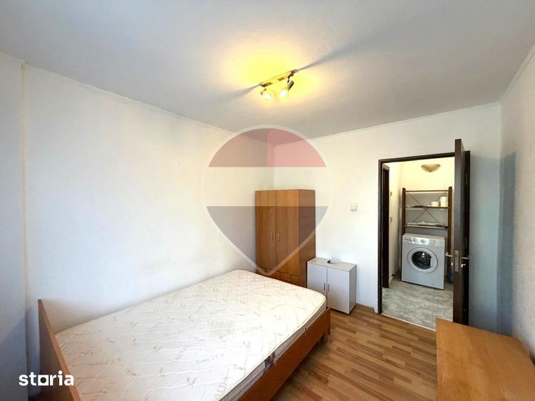 Apartament 2 camere semidecomandate , etaj 1/4 Strada Milcov - 4