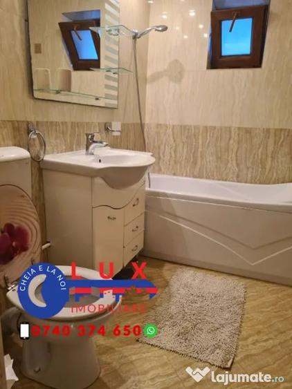 Apartament cu 3 camere decomandat în C5