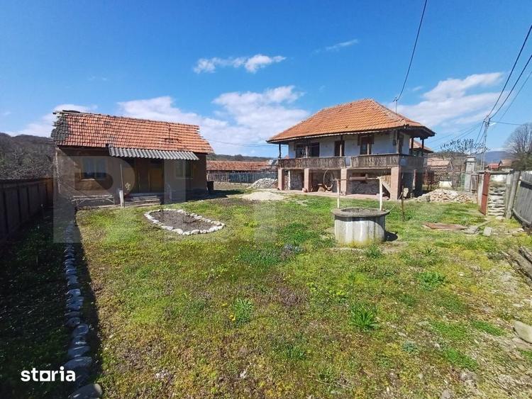 Teren de 5470 mp, în Schela