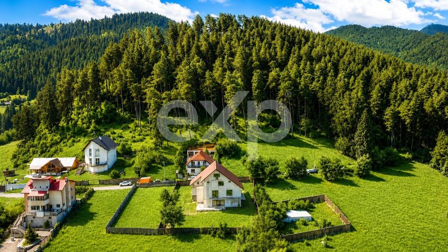 Vilă lângă pădure, cu vedere panoramică spre oraș | Săcele - 1