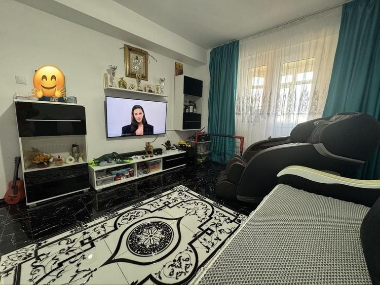 Apartament cu 3 camere decomandat în Ultracentral