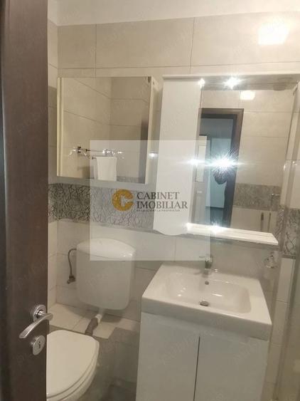 Garsonieră decomandată, mobilată în Decebal