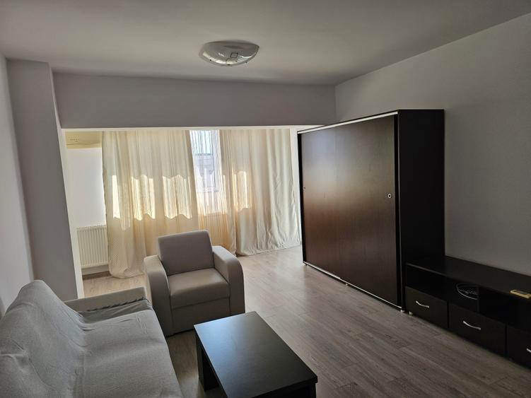 Apartament cu 2 camere decomandat în Drumul Taberei