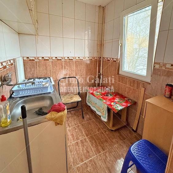 Apartament cu 2 camere nedecomandat în Micro 40