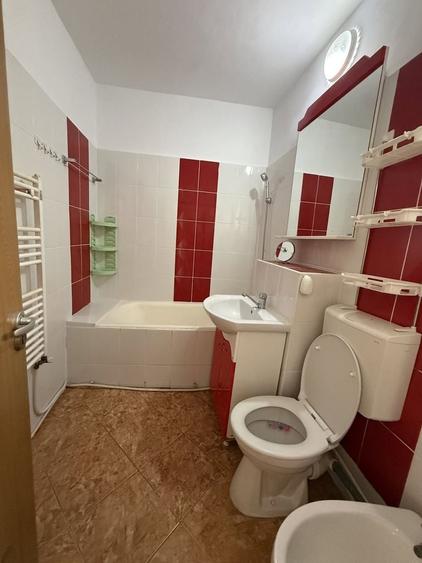 Apartament cu 2 camere decomandat, mobilat în Radu Negru