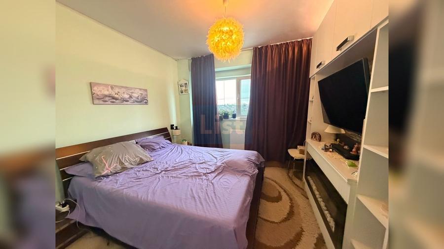 Apartament cu 4 camere în Mazepa 1