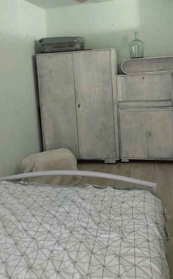 Apartament cu 3 camere semidecomandat în Micălaca