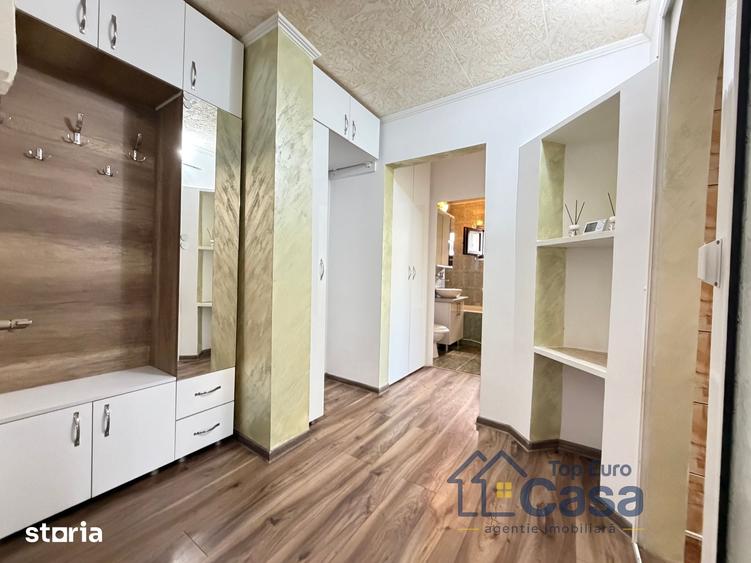 Apartament cu 2 camere decomandat în Central
