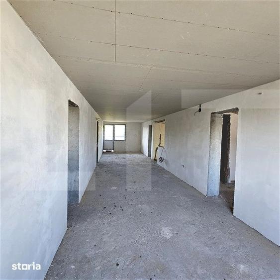 Casă cu 7 camere cu Teren 1200 Mp în Mihai Eminescu