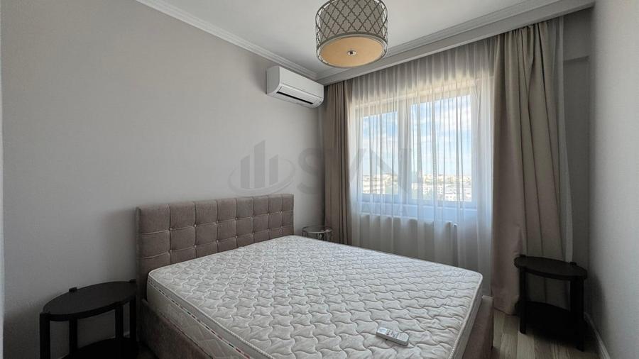 Apartament cu 4 camere decomandat, mobilat în Tineretului