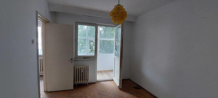 Apartament cu 2 camere nedecomandat în Central