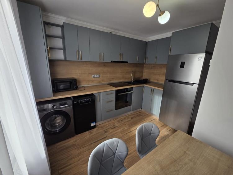 Apartament cu 2 camere decomandat, mobilat în Unirii