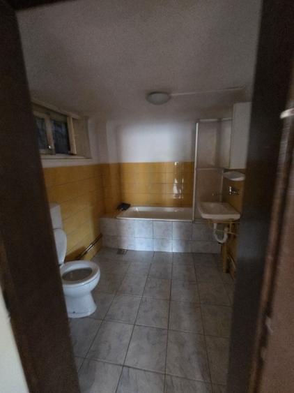 Casă cu 2 camere semidecomandat cu Teren 400 Mp în Gheorgheni