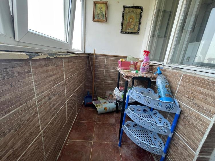Garsonieră semidecomandată, mobilată în Titan