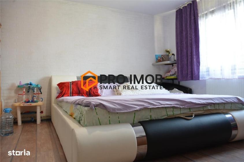 Casă cu 3 camere decomandat cu Canalizare în Mărăcineni