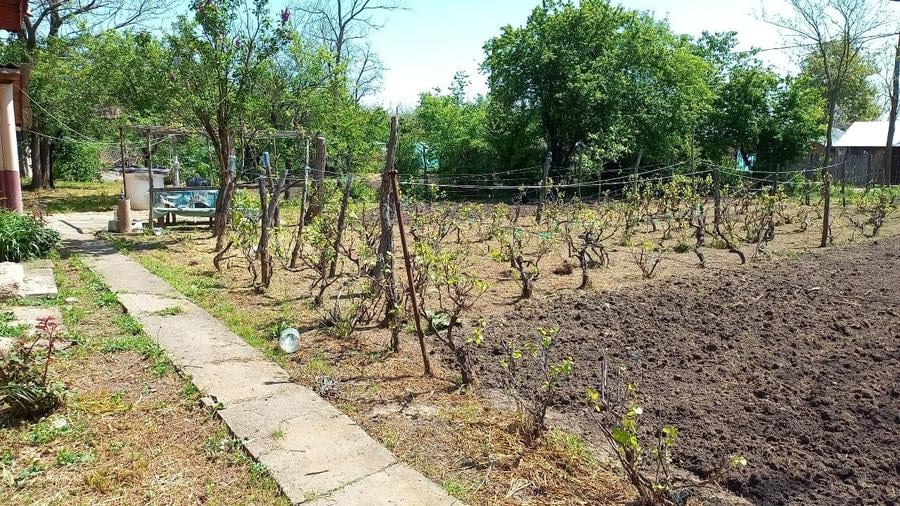 Casă individuală cu 3 camere cu Teren 1040 Mp în Lehliu