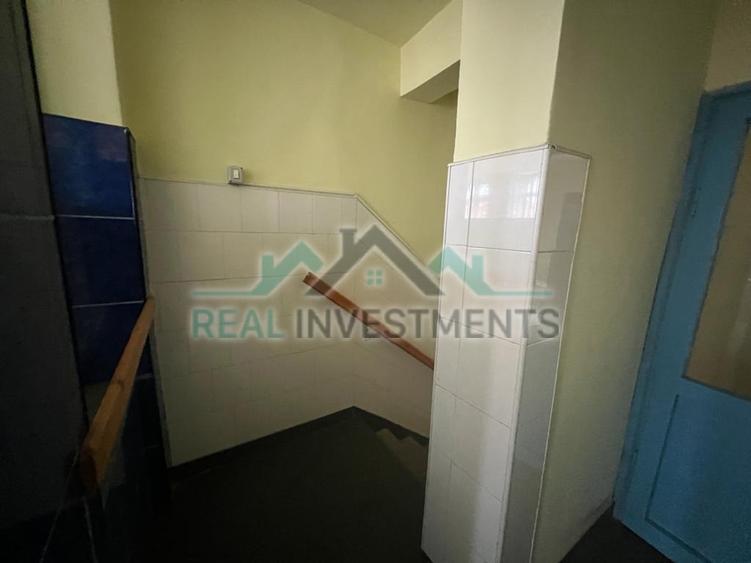Spațiu comercial, de 230 mp, în Pârneava