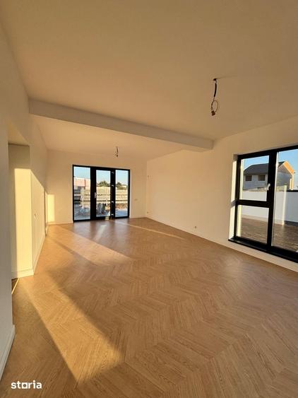 Casă cu 4 camere cu Teren 450 Mp în Cernica