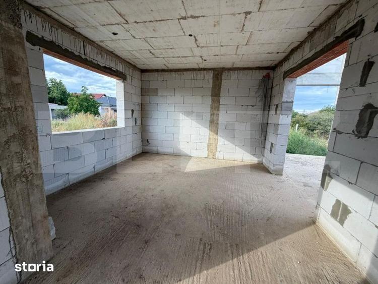 Casă cu 4 camere cu Teren 350 Mp în Șelimbăr