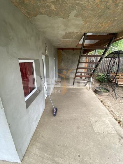 Casă individuală cu 3 camere cu Canalizare în Socea