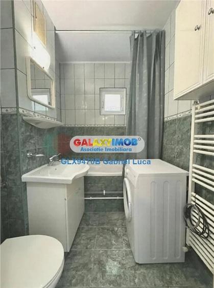 Apartament cu 3 camere decomandat în Tineretului