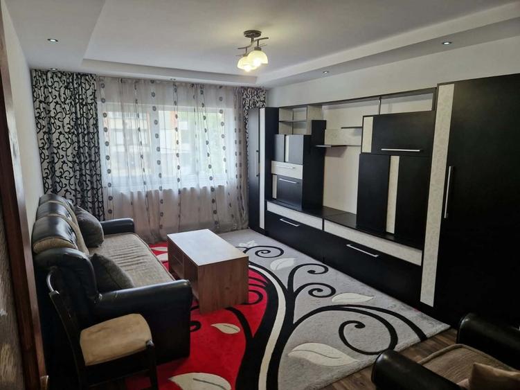 Apartament cu 2 camere decomandat în Exterior Vest