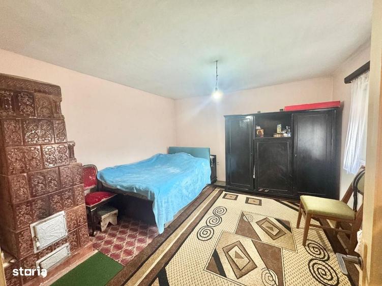 Casă cu 4 camere în Uiești