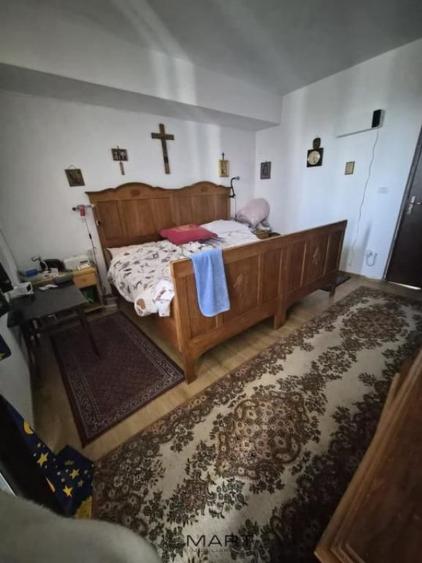Apartament cu 2 camere semidecomandat în Micești