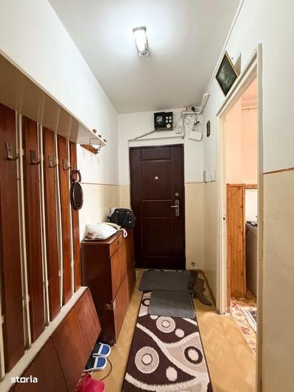 Apartament cu 2 camere semidecomandat în Vasile Aaron